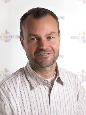 Photo of Simon Luckhurst, owner of Voice Talent Online.